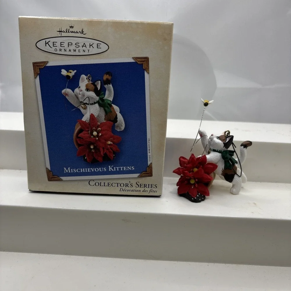 Hallmark Keepsake Mischievous Kittens 2002 Ornament Fourth (#4) in the Series